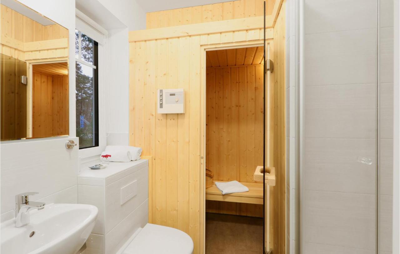 Villa Reetdachhaus 11 Auf Usedom Kutzow Esterno foto